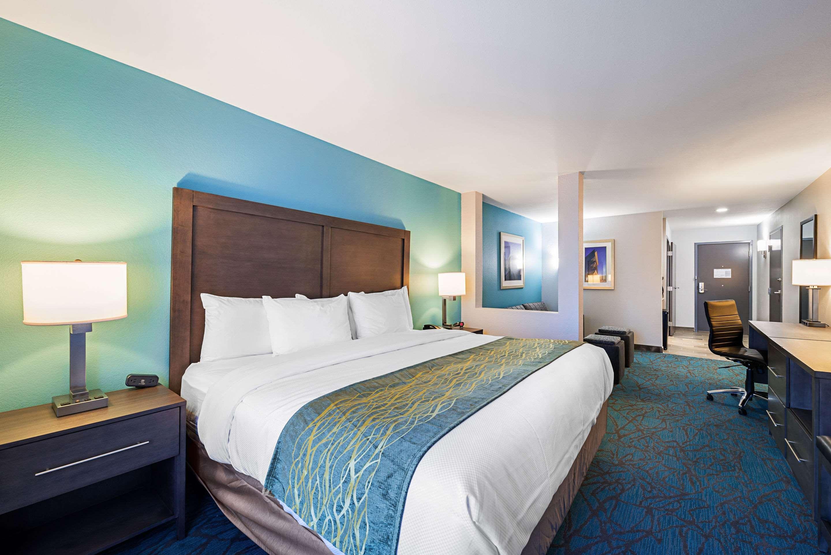 Comfort Inn & Suites Oklahoma City Near Bricktown Exteriör bild