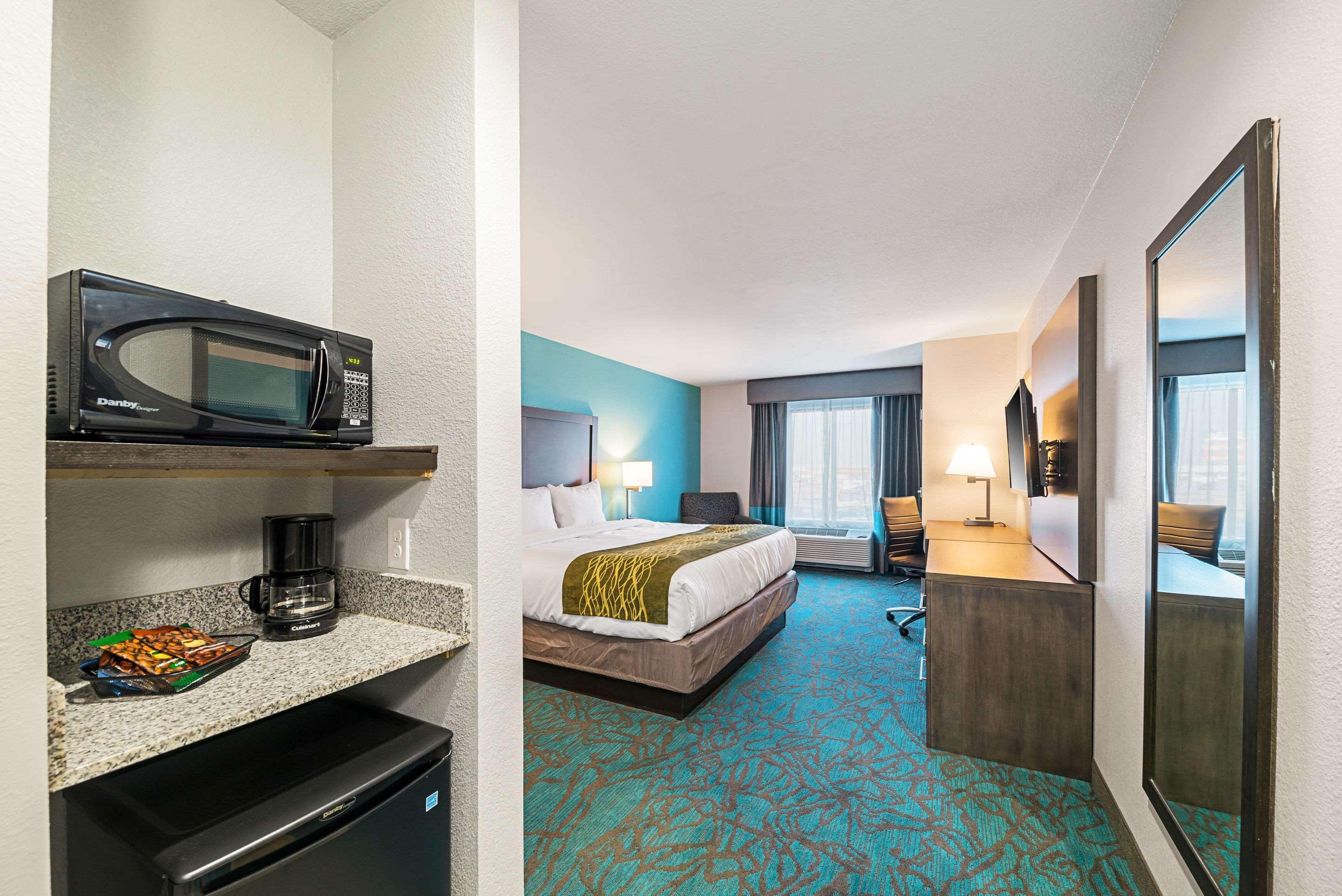 Comfort Inn & Suites Oklahoma City Near Bricktown Exteriör bild