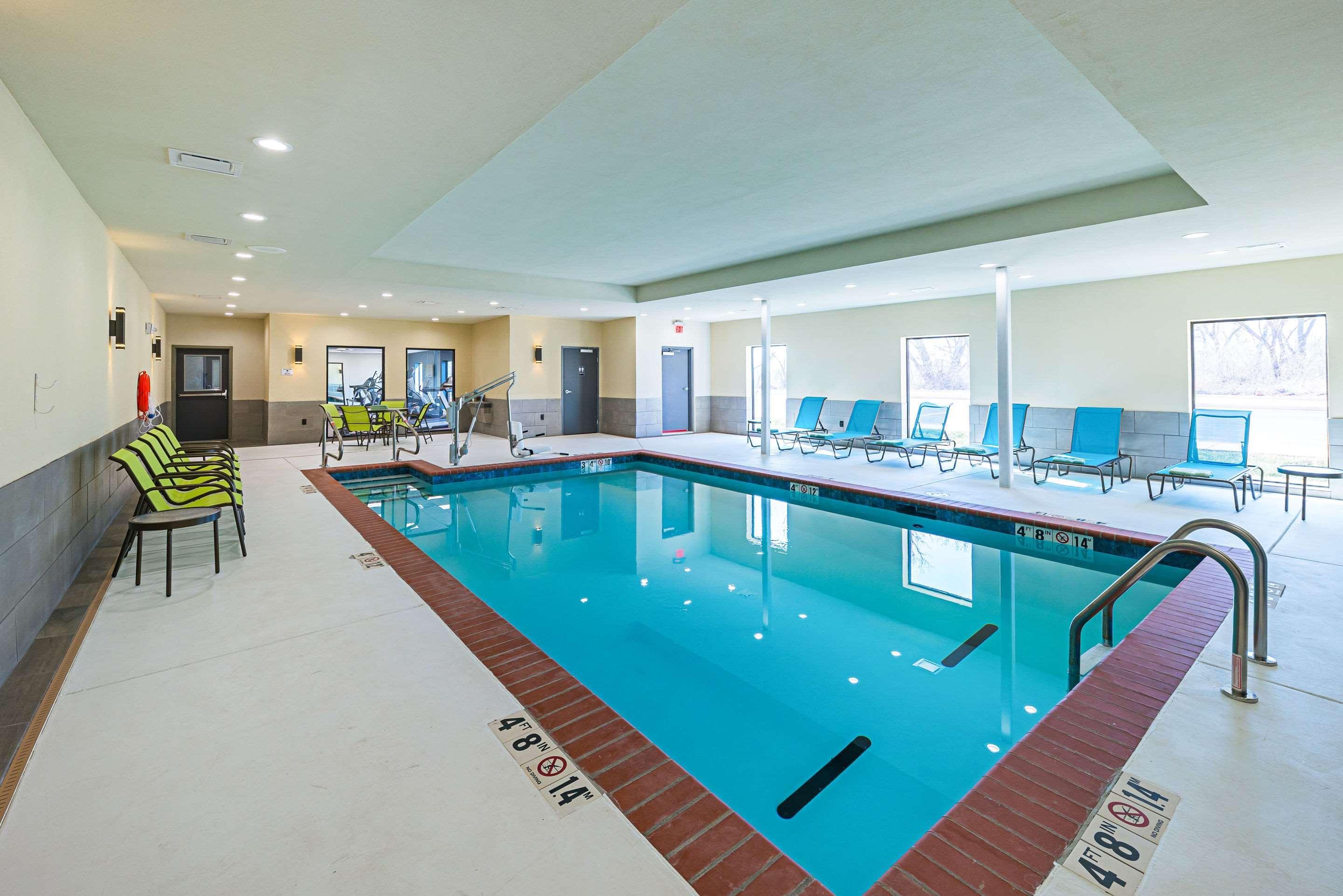 Comfort Inn & Suites Oklahoma City Near Bricktown Exteriör bild