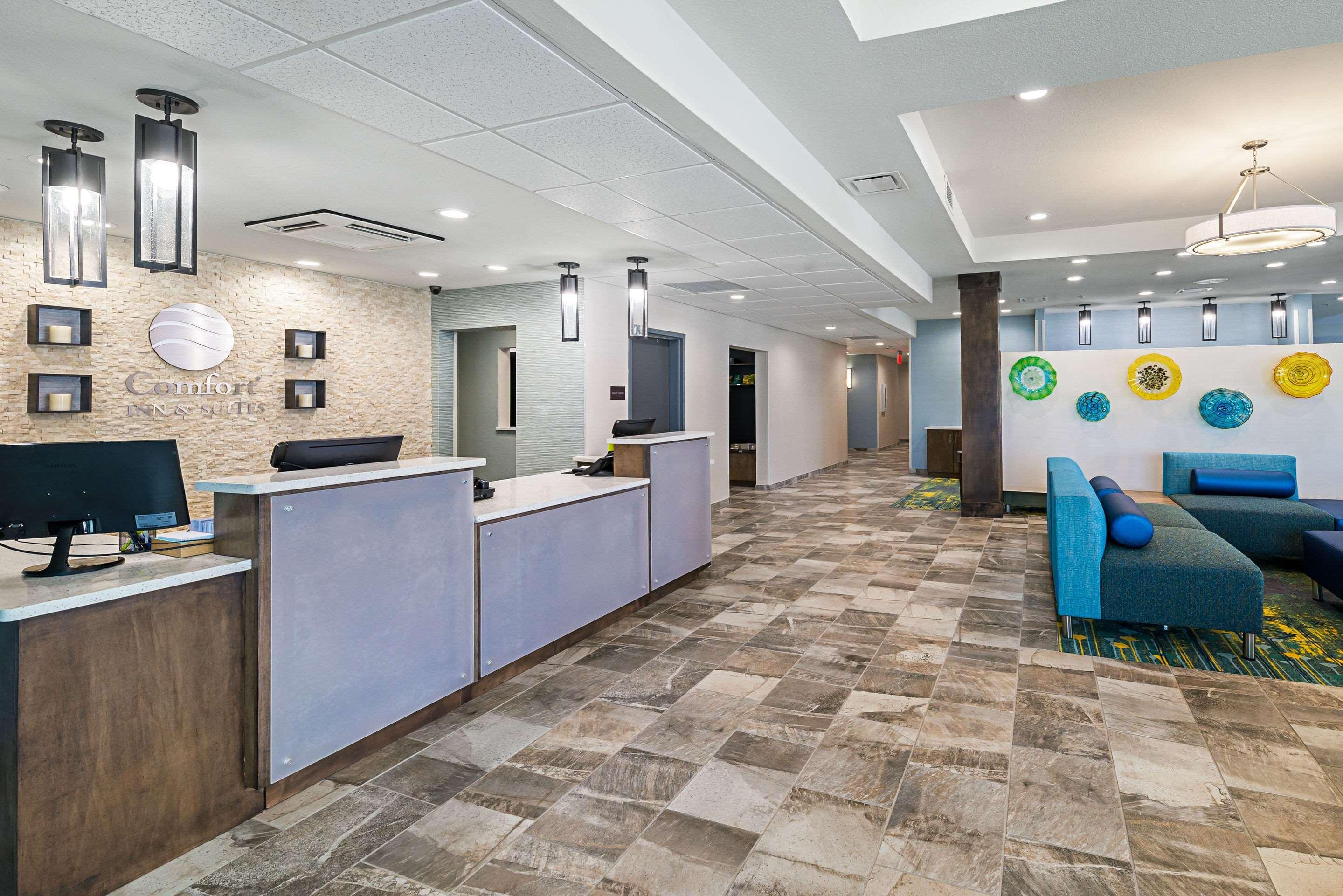 Comfort Inn & Suites Oklahoma City Near Bricktown Exteriör bild