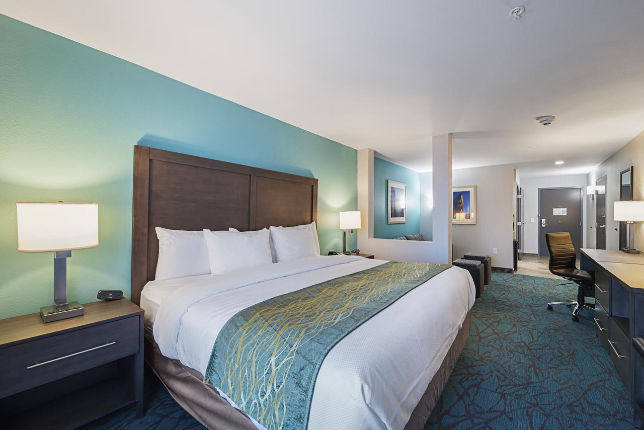 Comfort Inn & Suites Oklahoma City Near Bricktown Exteriör bild